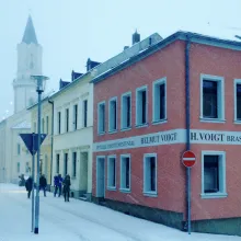Helmut Voigt Werkstattgebäude im Zentrum von Markneukirchen