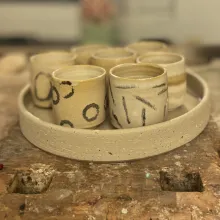 Becher, Steinzeug glasiert