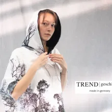 Frau mit Hoodie von Trendgeschick