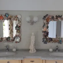 zwei unterschiedliche quaquadratische Muschel Spiegel - Badezimmer Spiegel Anfertigung