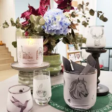 Viele verschiedene Größen an Gläsern und Motive stehen dir zur Verfügung