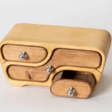 Holzkästchen mit 4 Schubladen