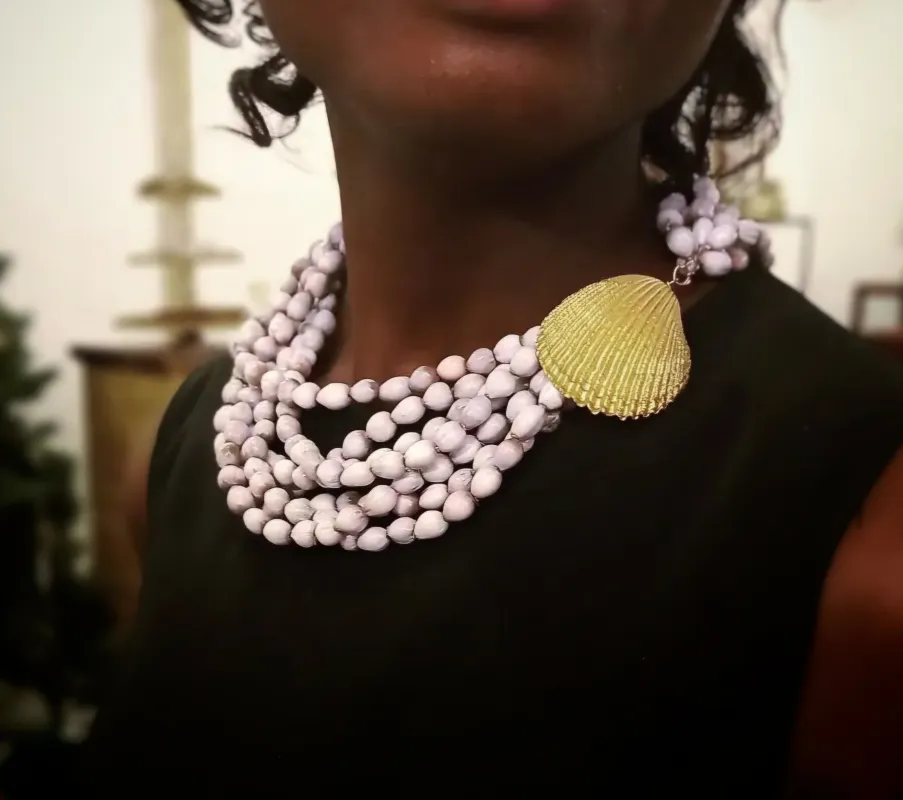 Job's tears tree seeds necklace