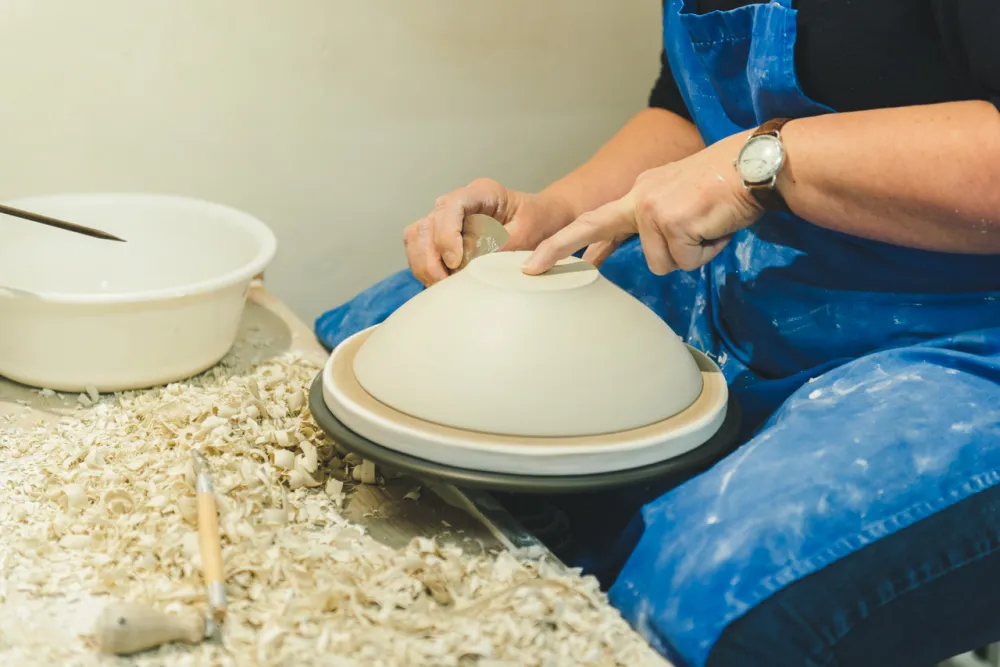 Werkbild, abdrehen einer Schale