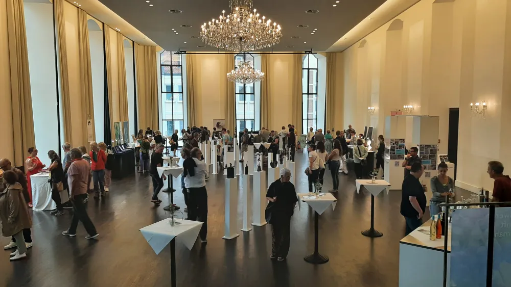 Besucher bei den Gmünder Schmucktagen