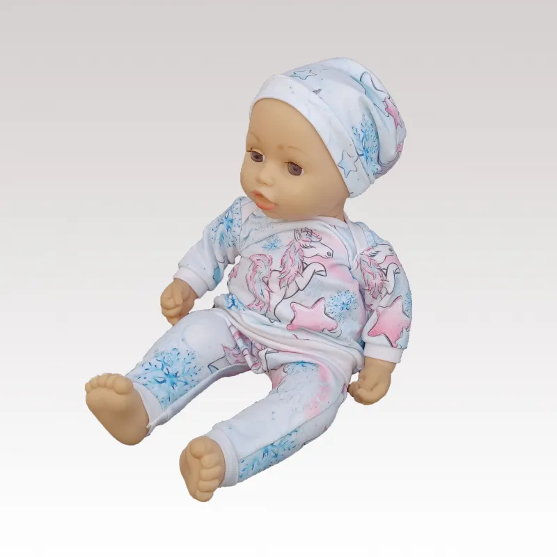 Puppe im Einhornanzug