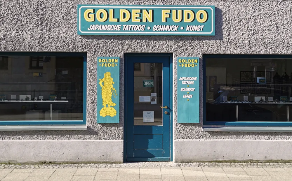 Golden Fudo Studio&Store - Außenansicht