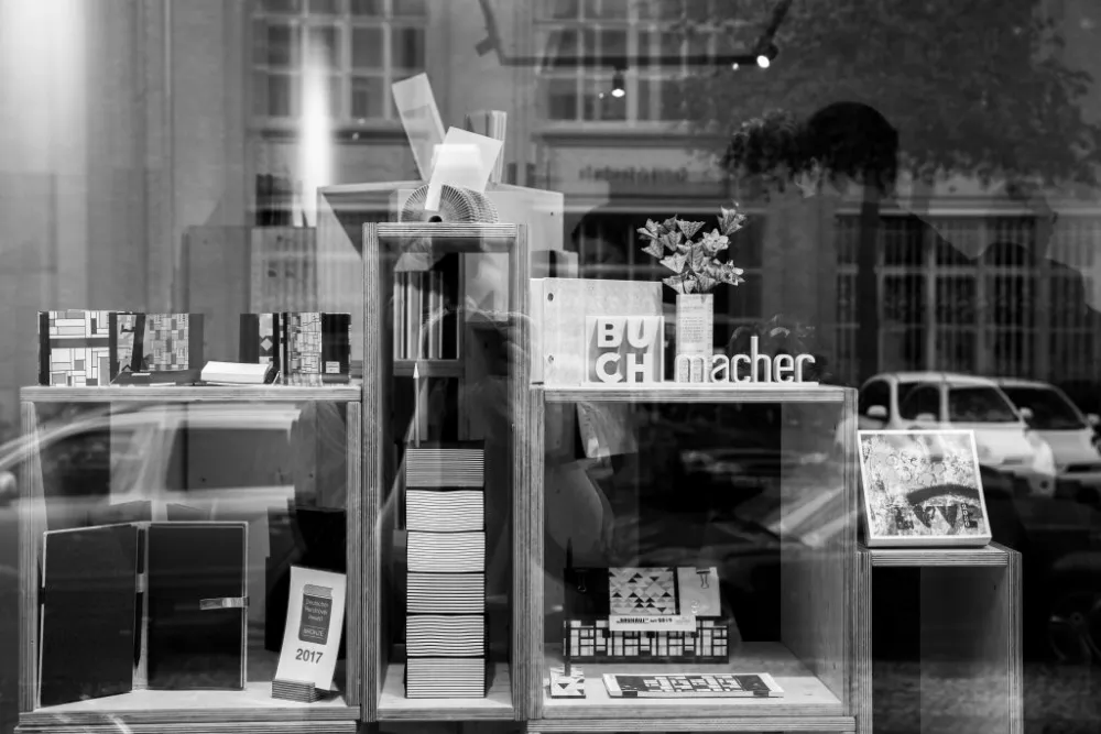 Mediengestaltung der USE Außenansicht der BUCHmacher