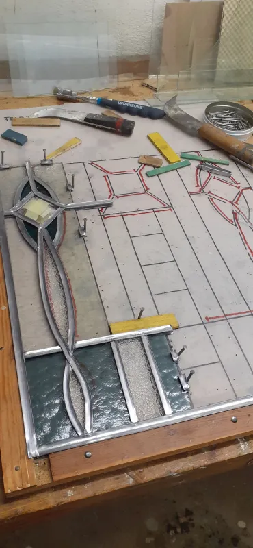 "Neuverbleiung"  einer Verglasung nach Reinigung und Ergänzung