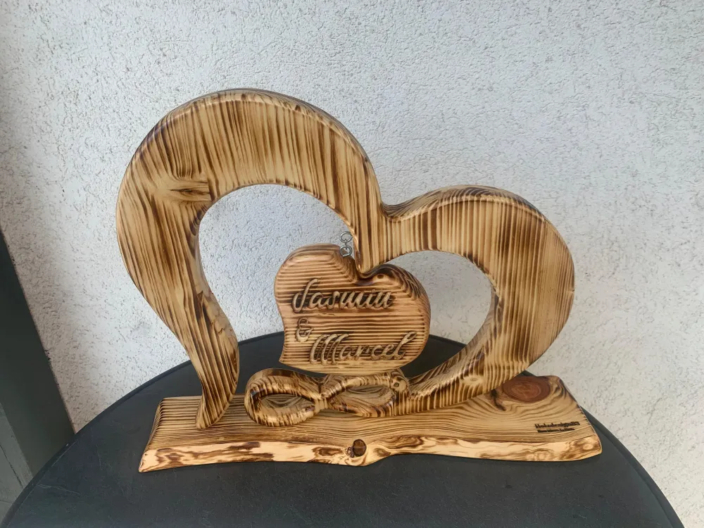 Hochzeitsgeschenk / Herz mit individueller Namengravur 
