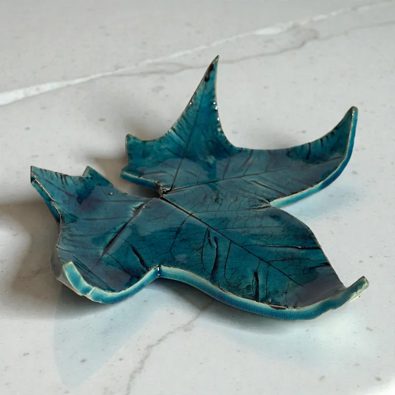 Individuelle, handgefertigte Keramik aus der Hauswerkstatt – jedes Stück ein einzigartiges Unikat