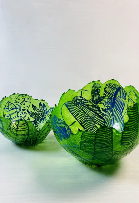 MARMEL Windlicht aus Fiberglas - mit farbig aufgemalten Bananenblättern