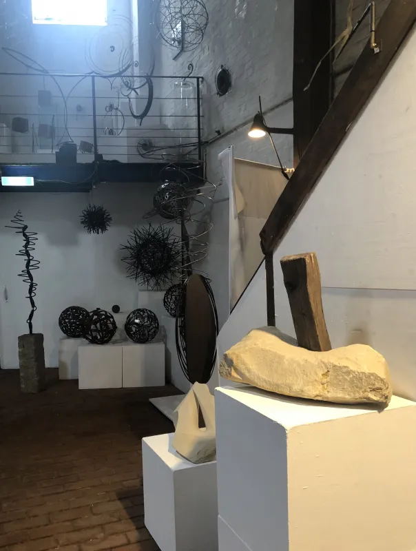 Bildhauerei und Metallkunst