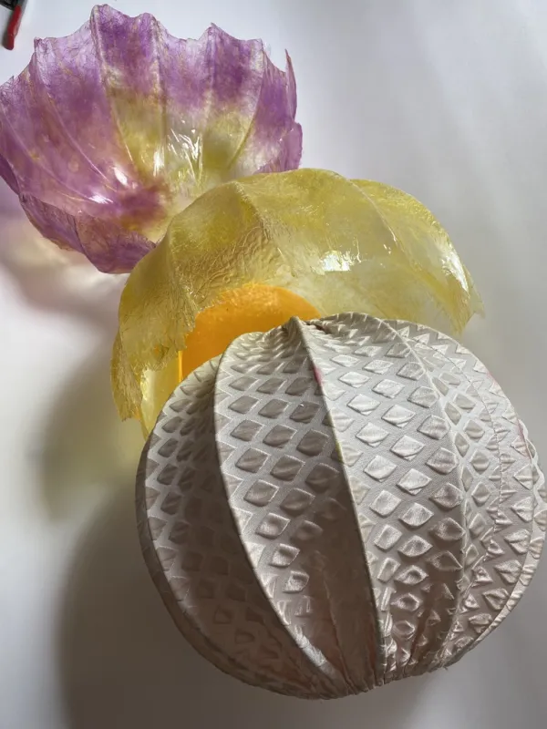 SCHAAALA Obstschale - aus Glasfasern von einem Lampenschirm abgeformt