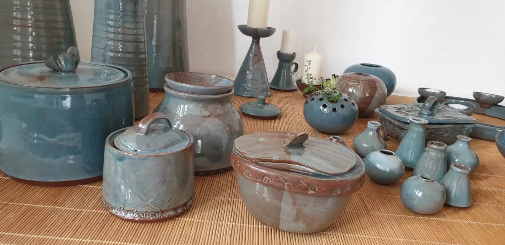 Gefäße aus hochgebranntem Ton Grit Lehmann