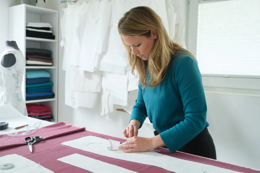 Zuschnitt eines Kleides