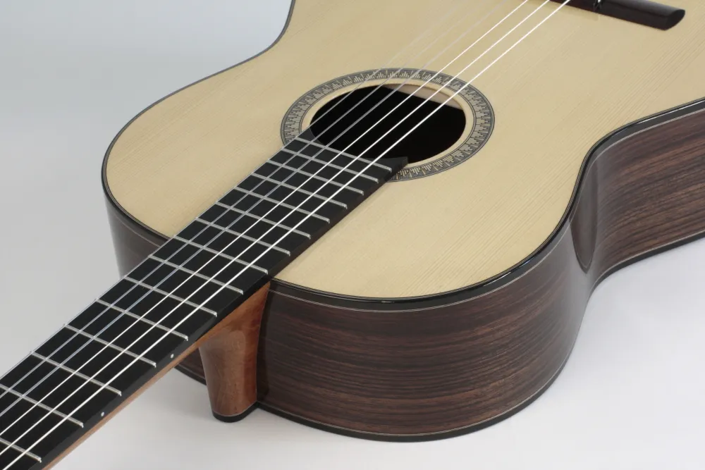 Klassische Gitarre von Leon Runde 