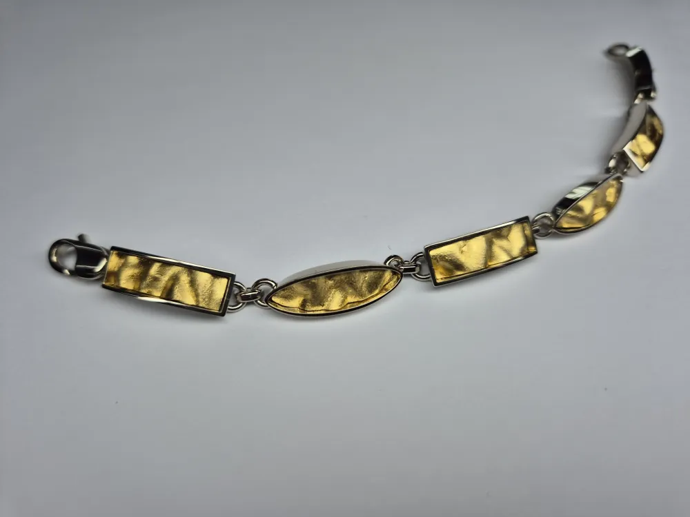 Reizvoller Material und Formmix