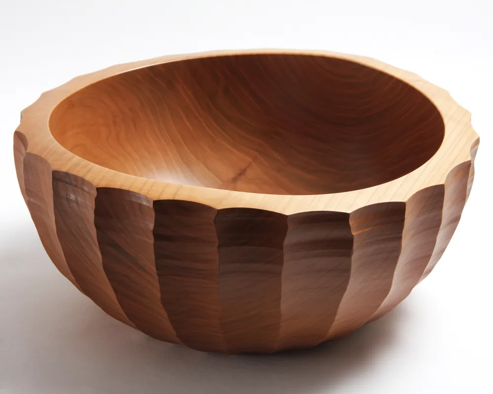 Schale Kirschholz mit 24 Bändern