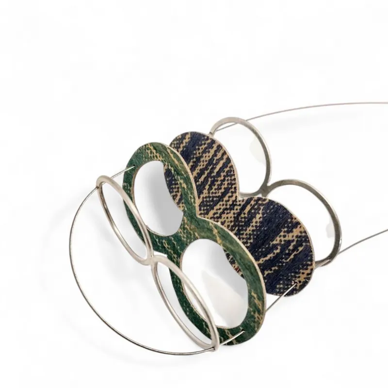 Formen für Unendlichkeit, Silber, Edelstahl, Handsiebdruck auf Holzfurnier