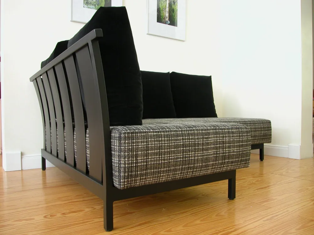 Altenburg Inneneinrichtung GbR Sofa Eigenentwurf Metall/ Stoff