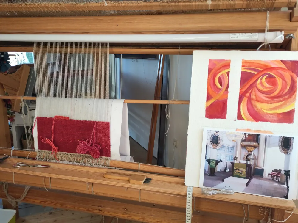 Arbeit am Altarbehang Hehlen