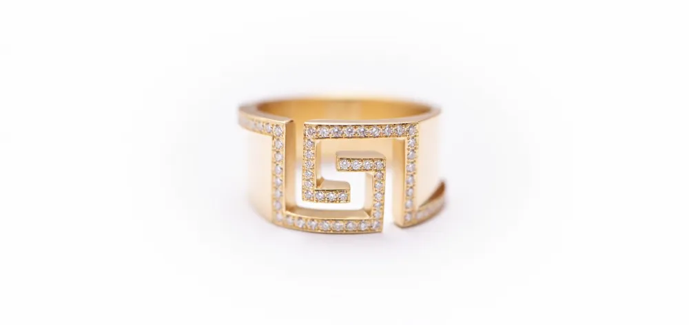 Moment Ring aus Gold mit Diamanten