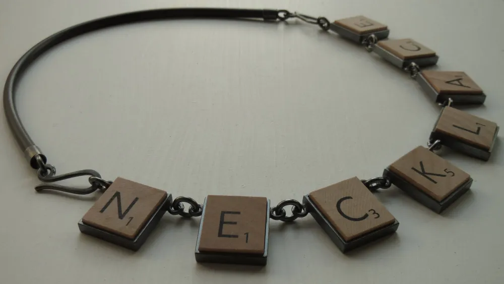 Necklace Necklace, wörtlich betrachtet