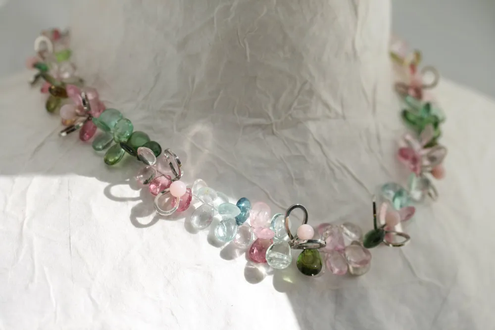 Turmalincollier mit Pinkopalkugeln und Palladium