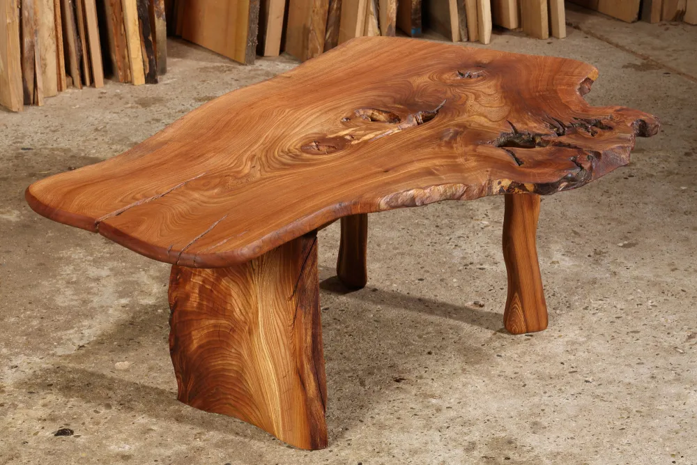 Couchtisch aus Kirsche Couchtisch aus Kirsche
